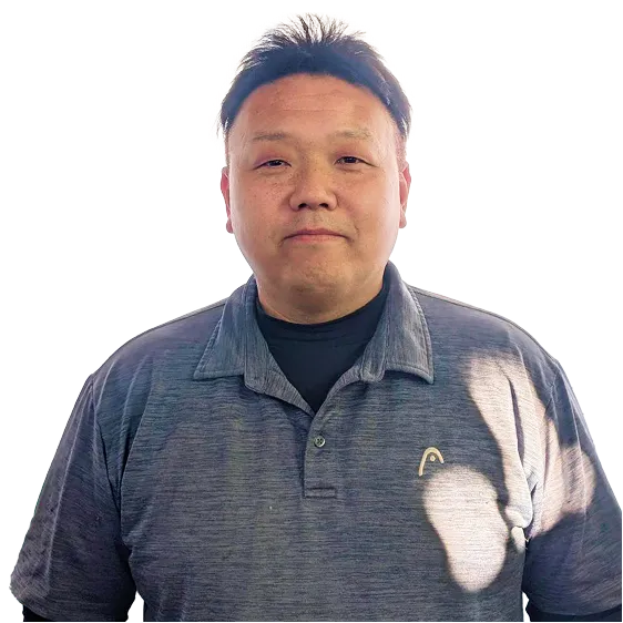 静岡駿河店オーナーの正面写真